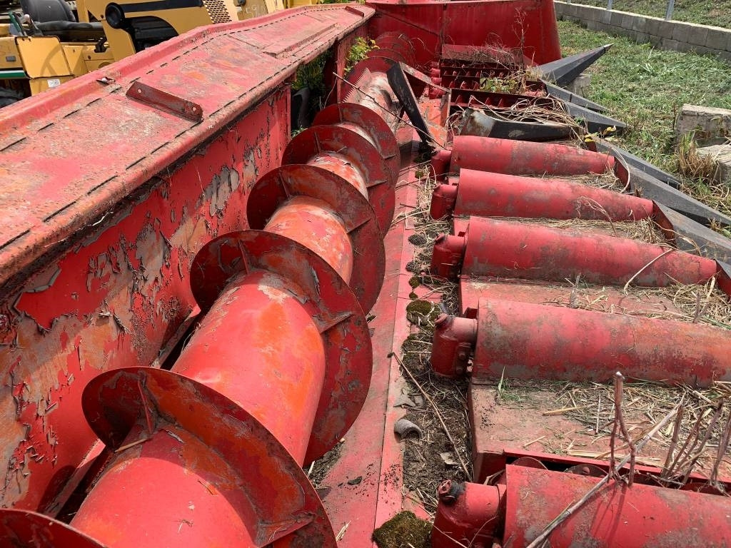 Kuhn 11M - مرفق الحصادة: صورة 3 Kuhn 11M - مرفق الحصادة: صورة 3