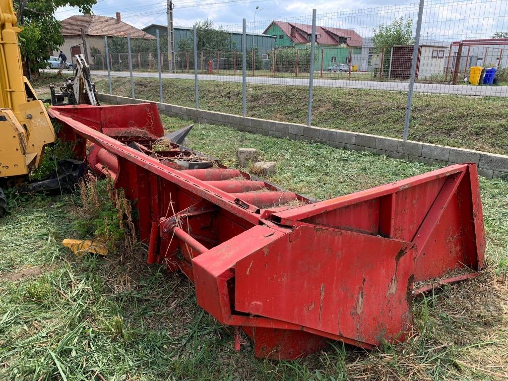 Kuhn 11M - مرفق الحصادة: صورة 4 Kuhn 11M - مرفق الحصادة: صورة 4
