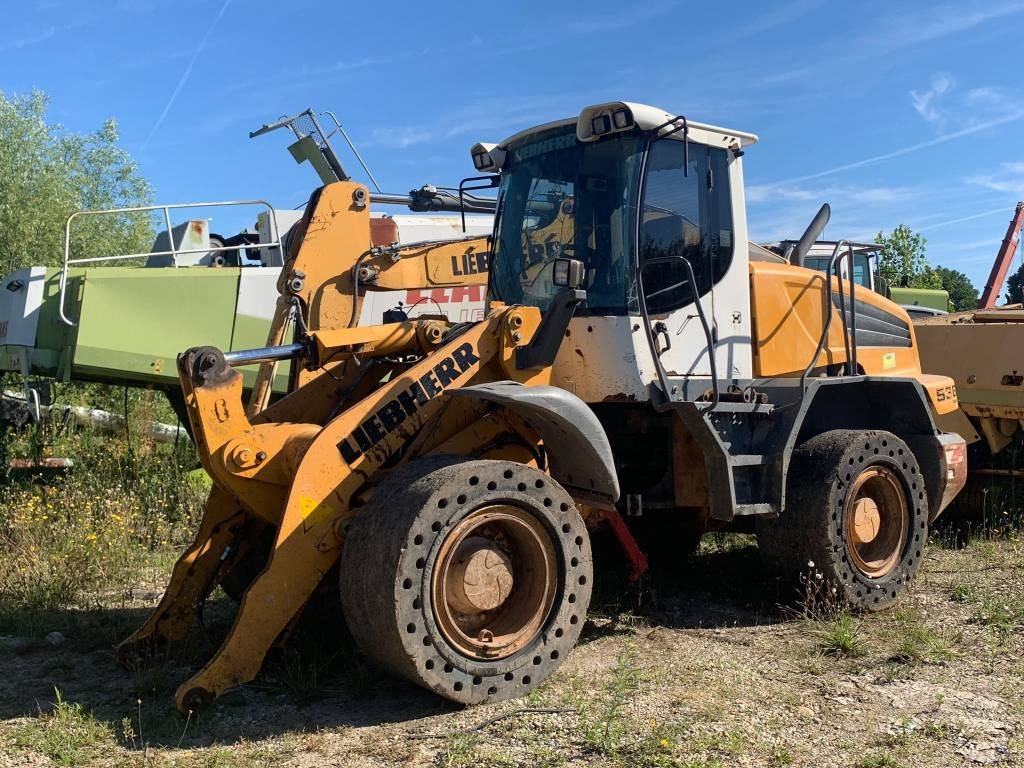 Liebherr L 538 - اللودر بعجل: صورة 1 Liebherr L 538 - اللودر بعجل: صورة 1