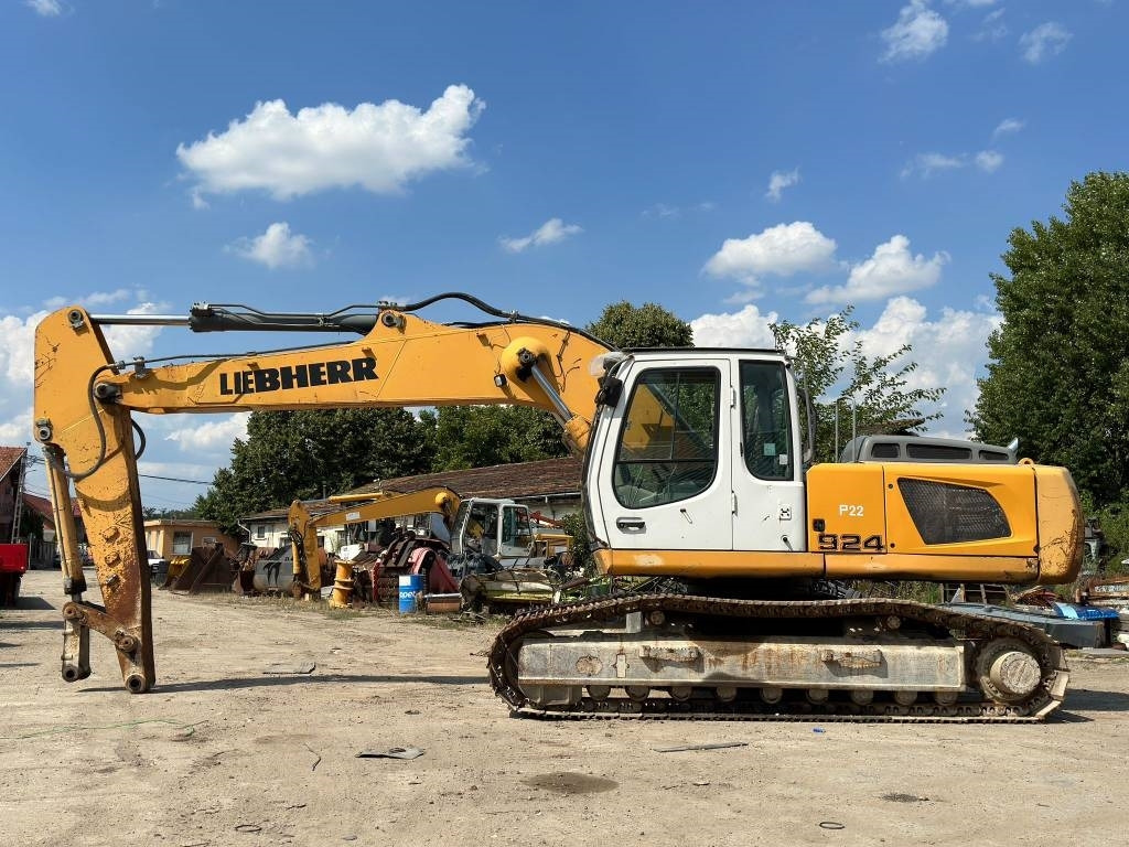 Liebherr R 924 C - حفار زحاف: صورة 2 Liebherr R 924 C - حفار زحاف: صورة 2