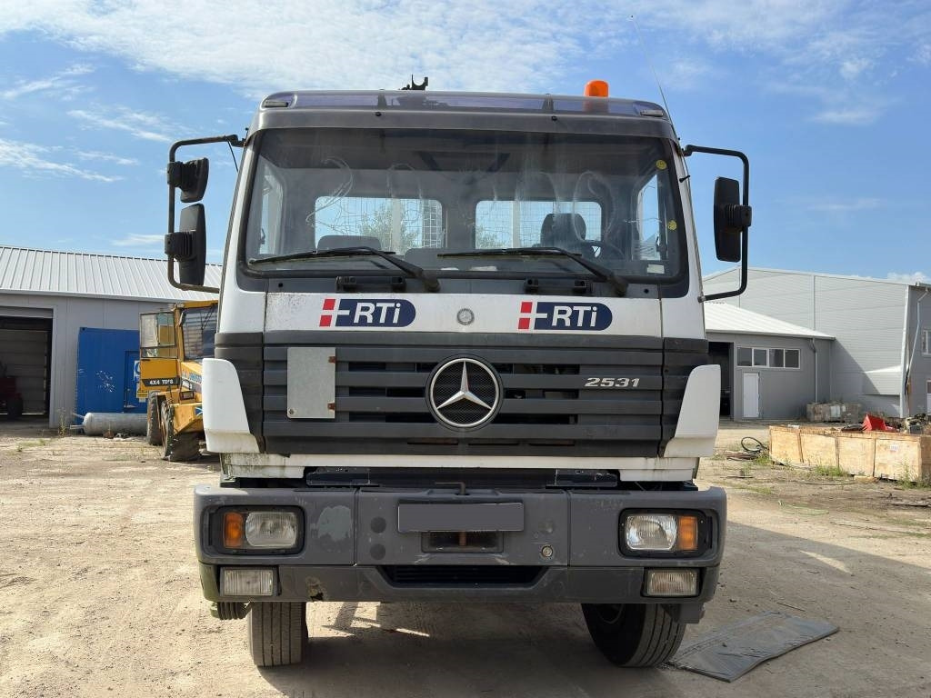 Mercedes-Benz 2531 - شاحنة كرين, شاحنات مسطحة: صورة 4 Mercedes-Benz 2531 - شاحنة كرين, شاحنات مسطحة: صورة 4