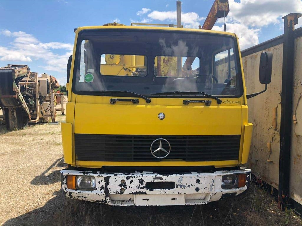 Mercedes-Benz 814 - آلات البناء, شاحنة: صورة 2 Mercedes-Benz 814 - آلات البناء, شاحنة: صورة 2