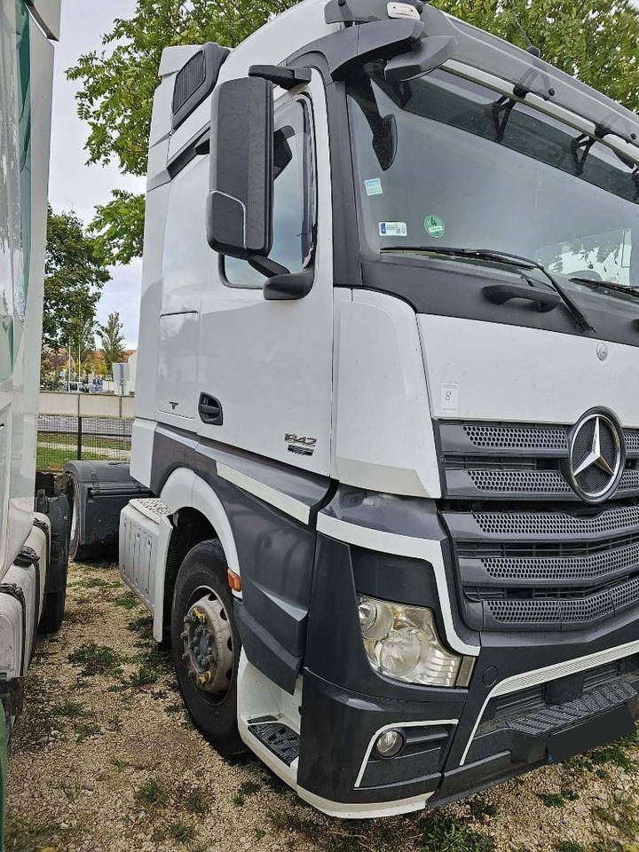 Mercedes-Benz Actros 1842 - وحدة جر: صورة 2 Mercedes-Benz Actros 1842 - وحدة جر: صورة 2