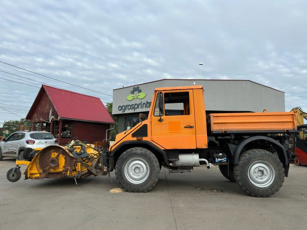 Mercedes-Benz Unimog 408/10 - آلية المنفعة/ مركبة خاصة: صورة 2 Mercedes-Benz Unimog 408/10 - آلية المنفعة/ مركبة خاصة: صورة 2