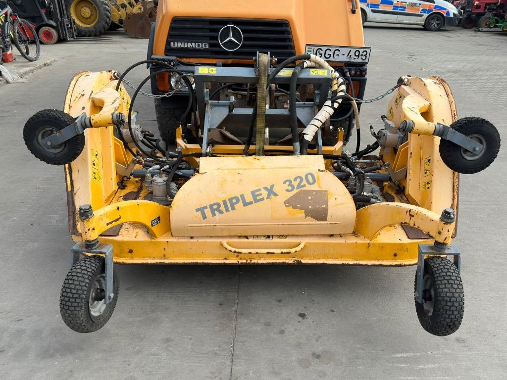 Mercedes-Benz Unimog 408/10 - آلية المنفعة/ مركبة خاصة: صورة 4 Mercedes-Benz Unimog 408/10 - آلية المنفعة/ مركبة خاصة: صورة 4