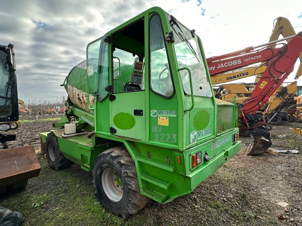 Merlo 3500 DBM EV - شاحنة خلاطة خرسانة: صورة 2 Merlo 3500 DBM EV - شاحنة خلاطة خرسانة: صورة 2