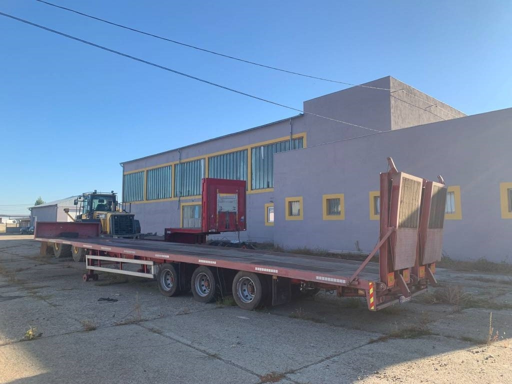 Montracon 3 Axles - عربة منخفضة مسطحة نصف مقطورة: صورة 2 Montracon 3 Axles - عربة منخفضة مسطحة نصف مقطورة: صورة 2