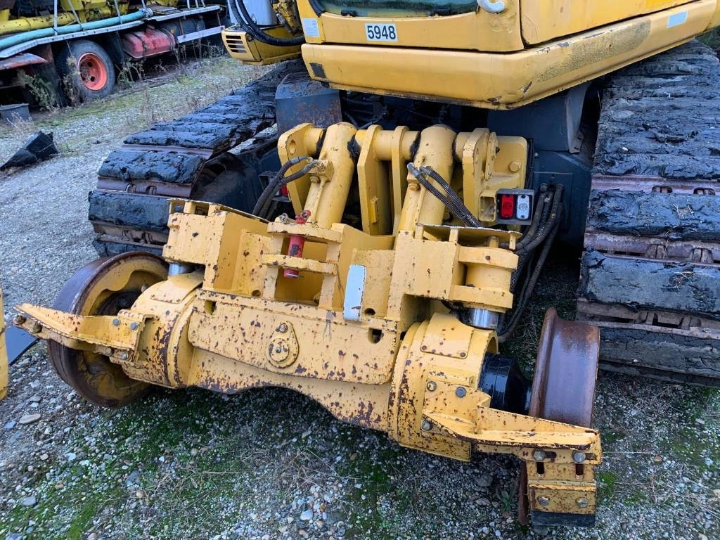 New Holland E 135 SR-1ES RAILWAY - حفار زحاف: صورة 5 New Holland E 135 SR-1ES RAILWAY - حفار زحاف: صورة 5