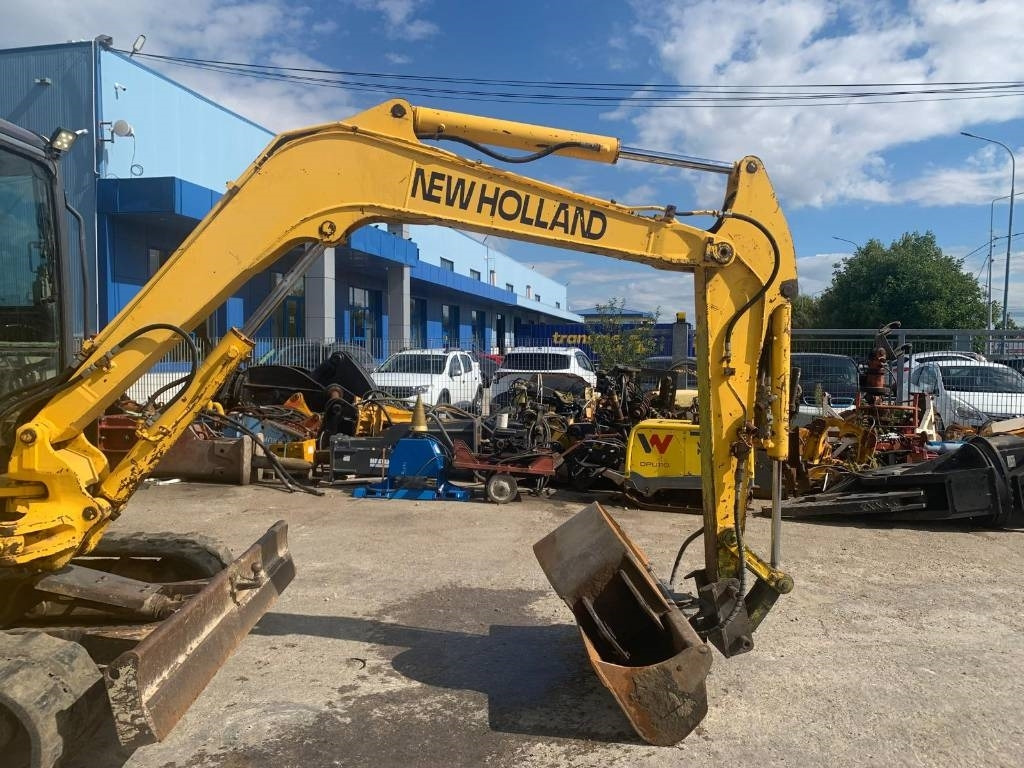 New Holland EH 45 - حفارة مُصَّغرة: صورة 5 New Holland EH 45 - حفارة مُصَّغرة: صورة 5