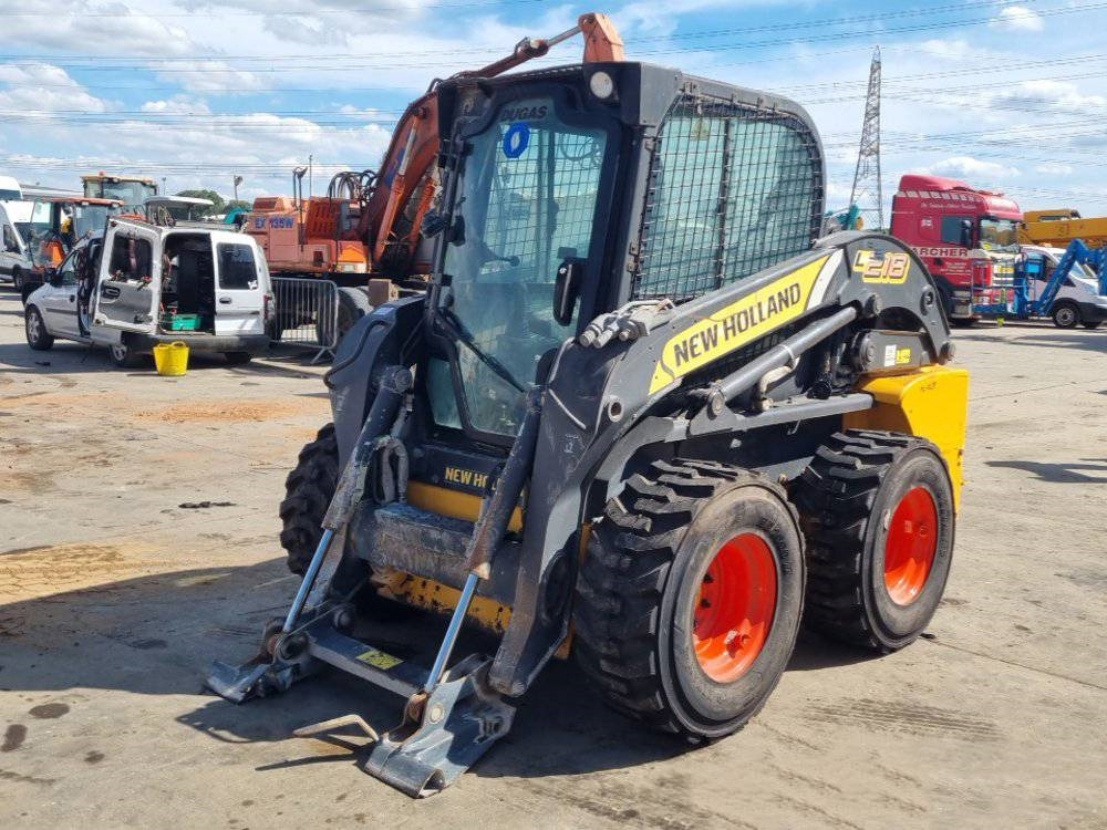 New Holland L 218 - شيول صغير: صورة 1 New Holland L 218 - شيول صغير: صورة 1