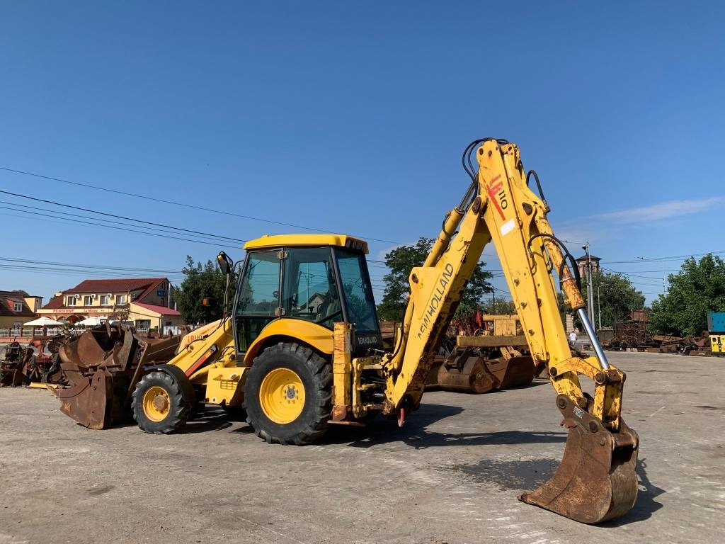 New Holland LB 110-4 PT - جرافة حفار: صورة 3 New Holland LB 110-4 PT - جرافة حفار: صورة 3
