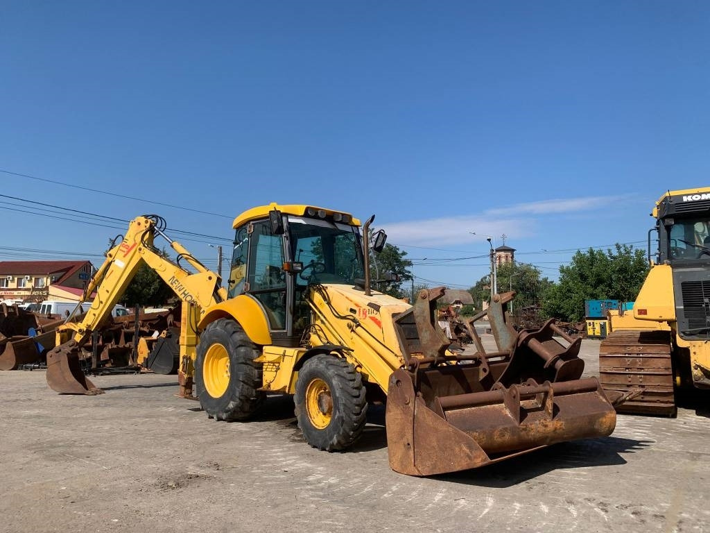 New Holland LB 110-4 PT - جرافة حفار: صورة 5 New Holland LB 110-4 PT - جرافة حفار: صورة 5
