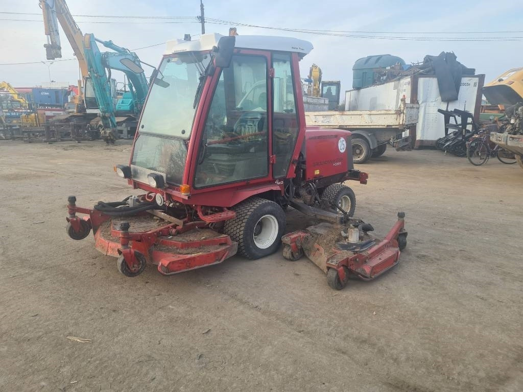 Toro Groundmaster 4000D - جزازة أعشاب الحدائق: صورة 4 Toro Groundmaster 4000D - جزازة أعشاب الحدائق: صورة 4
