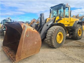 Volvo L 120 E - اللودر بعجل: صورة 1 Volvo L 120 E - اللودر بعجل: صورة 1