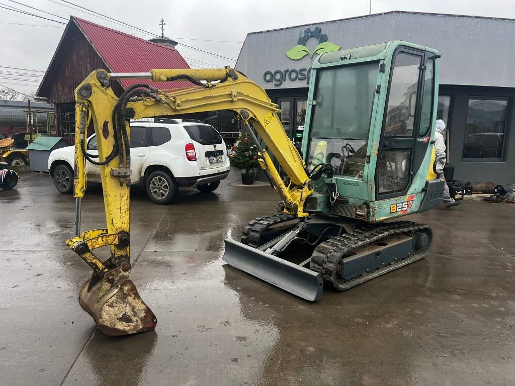 Yanmar B 25 V - حفارة مُصَّغرة: صورة 1 Yanmar B 25 V - حفارة مُصَّغرة: صورة 1