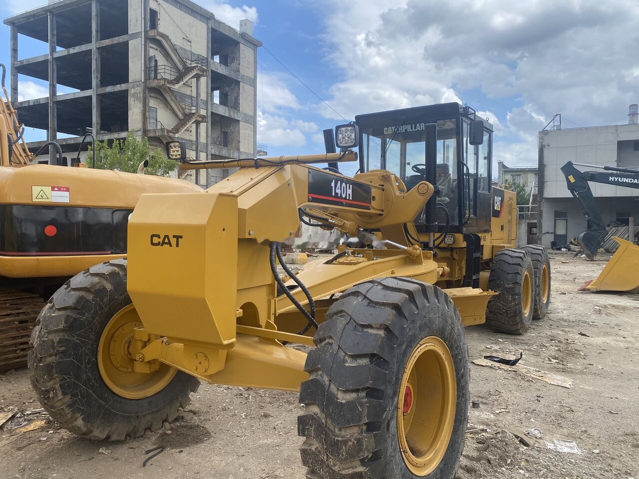Caterpillar 140H - ممهدة: صورة 1 Caterpillar 140H - ممهدة: صورة 1