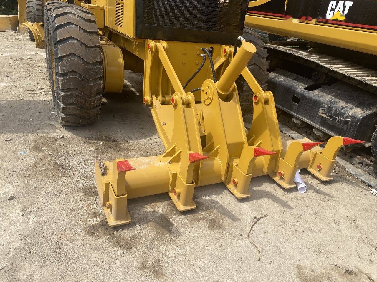 Caterpillar 140H - ممهدة: صورة 4 Caterpillar 140H - ممهدة: صورة 4