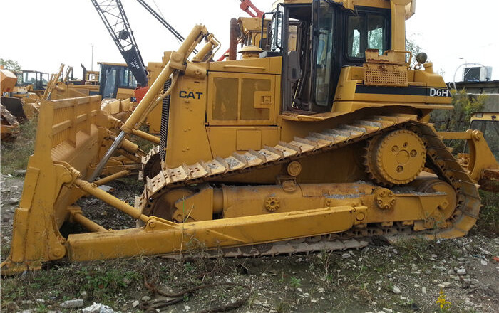 Caterpillar CAT D6H - جرافة: صورة 1 Caterpillar CAT D6H - جرافة: صورة 1