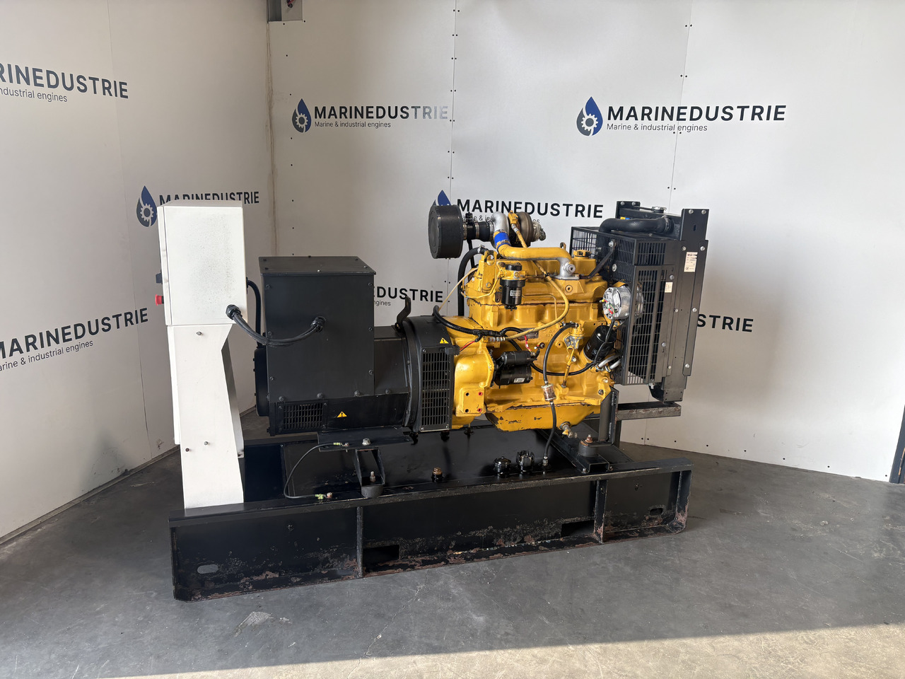 John Deere John Deere 4039TF009 65KVA Stamford - محرك - معدات صناعية: صورة 2 John Deere John Deere 4039TF009 65KVA Stamford - محرك - معدات صناعية: صورة 2