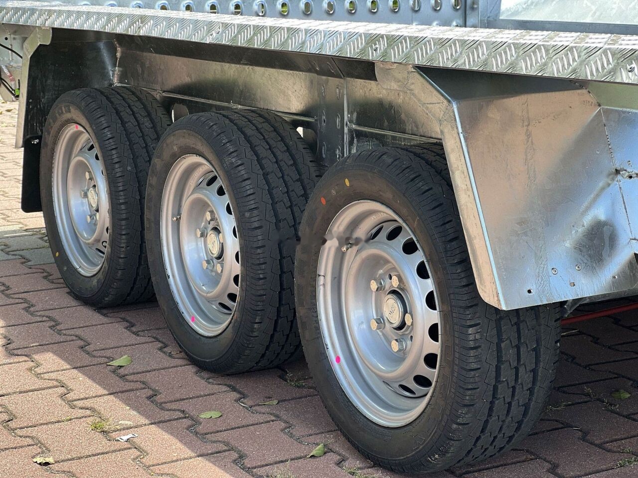 Wiola Pod sprzęt budowlany B3540 MAXX 3500kg - مقطورة لنقل المعدات: صورة 2 Wiola Pod sprzęt budowlany B3540 MAXX 3500kg - مقطورة لنقل المعدات: صورة 2