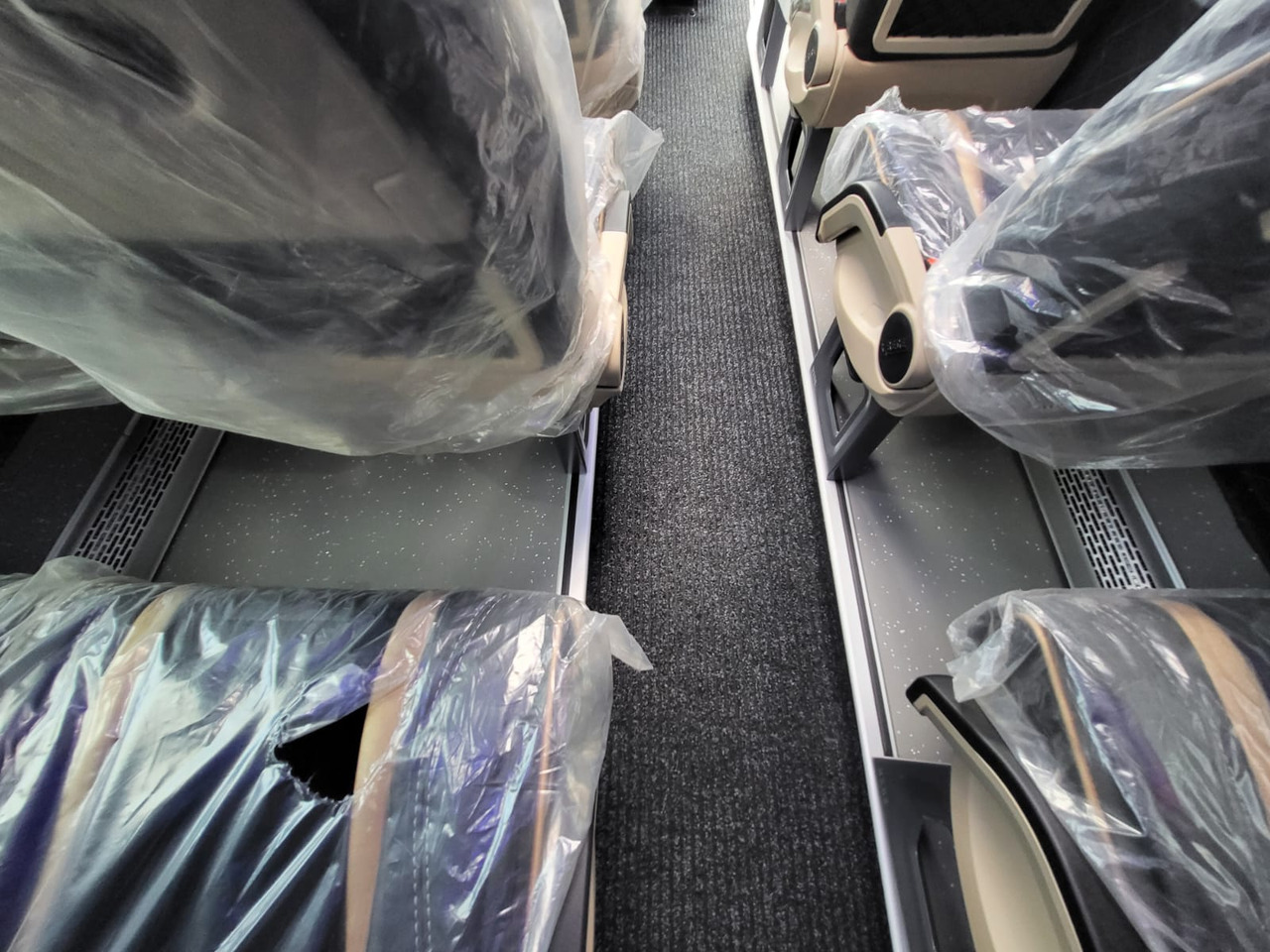 حافلة سوبربان Mercedes-Benz Sprinter 519 CDI 24 places + 3 standing: صورة 10