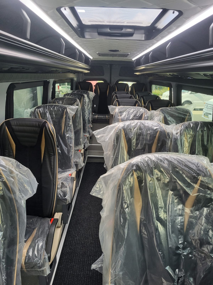 حافلة سوبربان Mercedes-Benz Sprinter 519 CDI 24 places + 3 standing: صورة 9