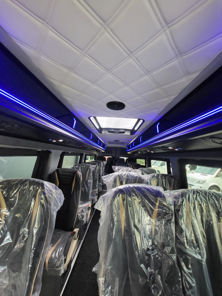 حافلة سوبربان Mercedes-Benz Sprinter 519 CDI 24 places + 3 standing: صورة 11