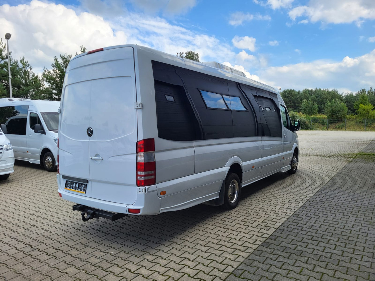 Mercedes-Benz Sprinter 519 CDI 24 places + 4 standing - حافلة سوبربان: صورة 5 Mercedes-Benz Sprinter 519 CDI 24 places + 4 standing - حافلة سوبربان: صورة 5