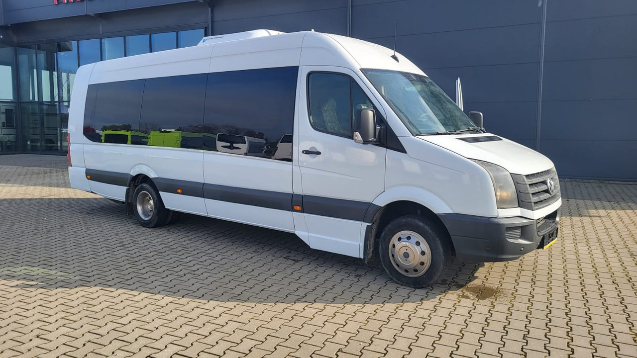 Volkswagen Crafter 24 places - حافلة سوبربان: صورة 1 Volkswagen Crafter 24 places - حافلة سوبربان: صورة 1