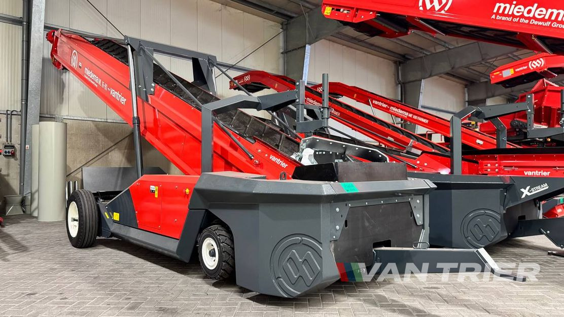 Miedema ML1680 Premium Store loader - سيور ناقلة: صورة 2 Miedema ML1680 Premium Store loader - سيور ناقلة: صورة 2