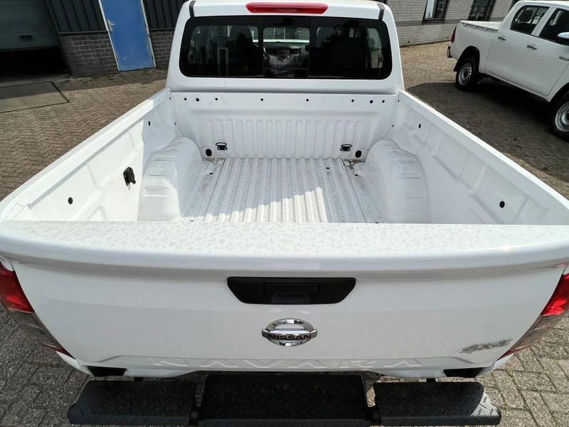 Nissan Navara 4x4 - 22 UNITS - 2.5 D Double Cab - XE - EURO 2 - NEW!! READY FOR WORK!!! - شاحنة البيك أب, الشاحنات الصغيرة كابينة مزدوجة: صورة 4 Nissan Navara 4x4 - 22 UNITS - 2.5 D Double Cab - XE - EURO 2 - NEW!! READY FOR WORK!!! - شاحنة البيك أب, الشاحنات الصغيرة كابينة مزدوجة: صورة 4