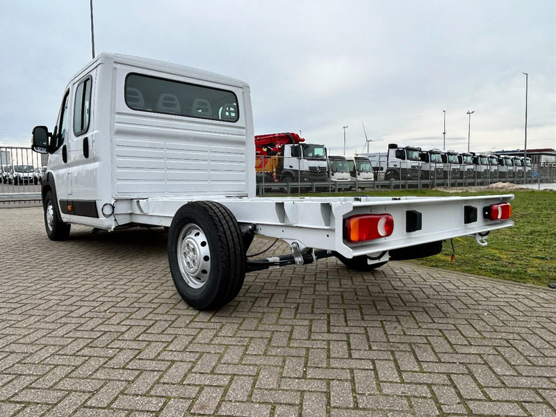 Peugeot Boxer L3H2 - 2.0D Blue - 160 HP - 7 SEATS - NEW - 8 UNITS - شاحنة التوصيل, الشاحنات الصغيرة كابينة مزدوجة: صورة 3 Peugeot Boxer L3H2 - 2.0D Blue - 160 HP - 7 SEATS - NEW - 8 UNITS - شاحنة التوصيل, الشاحنات الصغيرة كابينة مزدوجة: صورة 3