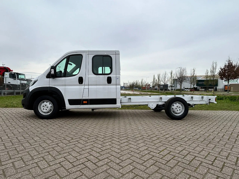 Peugeot Boxer L3H2 - 2.0D Blue - 160 HP - 7 SEATS - NEW - 8 UNITS - شاحنة التوصيل, الشاحنات الصغيرة كابينة مزدوجة: صورة 2 Peugeot Boxer L3H2 - 2.0D Blue - 160 HP - 7 SEATS - NEW - 8 UNITS - شاحنة التوصيل, الشاحنات الصغيرة كابينة مزدوجة: صورة 2