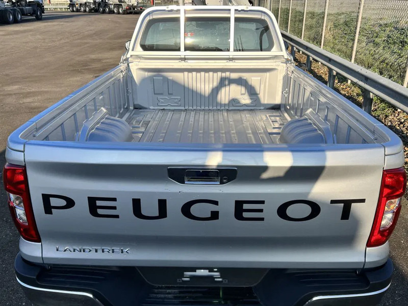 Peugeot Landtrek - 2 UNITS Landtrek1.9D L Single Cab 4x2 MY21 - EURO 3 - NEW!! - 20 UNITS - شاحنة البيك أب, الشاحنات الصغيرة كابينة مزدوجة: صورة 4 Peugeot Landtrek - 2 UNITS Landtrek1.9D L Single Cab 4x2 MY21 - EURO 3 - NEW!! - 20 UNITS - شاحنة البيك أب, الشاحنات الصغيرة كابينة مزدوجة: صورة 4
