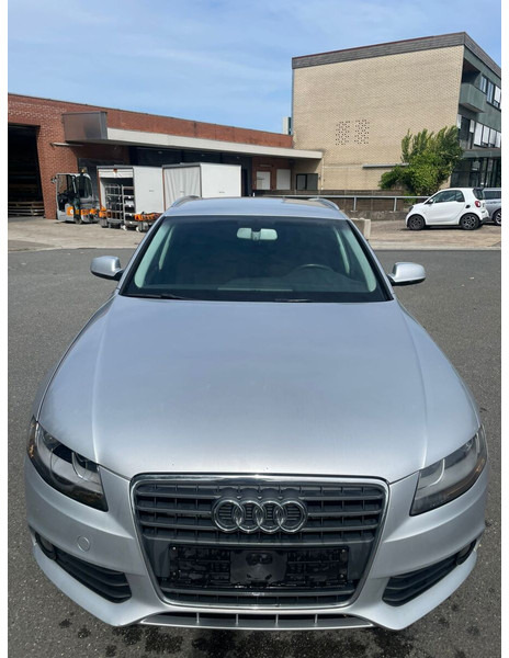 Audi A4 - سيارة: صورة 4 Audi A4 - سيارة: صورة 4