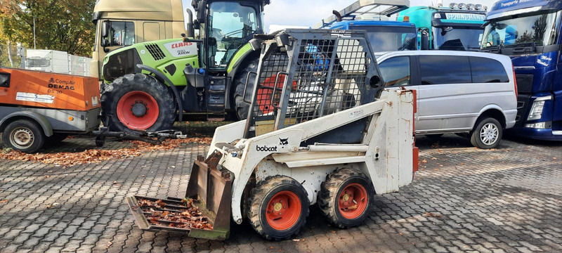Bobcat 443 4x4 Radlader - شيول صغير: صورة 1 Bobcat 443 4x4 Radlader - شيول صغير: صورة 1