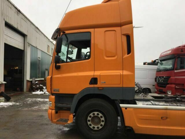 DAF CF85-410 G.Haus 2xBett ZF/Schalter 2-Kreishydr - وحدة جر: صورة 2 DAF CF85-410 G.Haus 2xBett ZF/Schalter 2-Kreishydr - وحدة جر: صورة 2