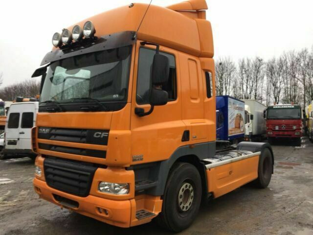 DAF CF85-410 G.Haus 2xBett ZF/Schalter 2-Kreishydr - وحدة جر: صورة 4 DAF CF85-410 G.Haus 2xBett ZF/Schalter 2-Kreishydr - وحدة جر: صورة 4