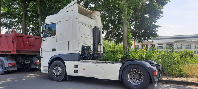 DAF XF106-460PS 1-Hand - وحدة جر: صورة 3 DAF XF106-460PS 1-Hand - وحدة جر: صورة 3