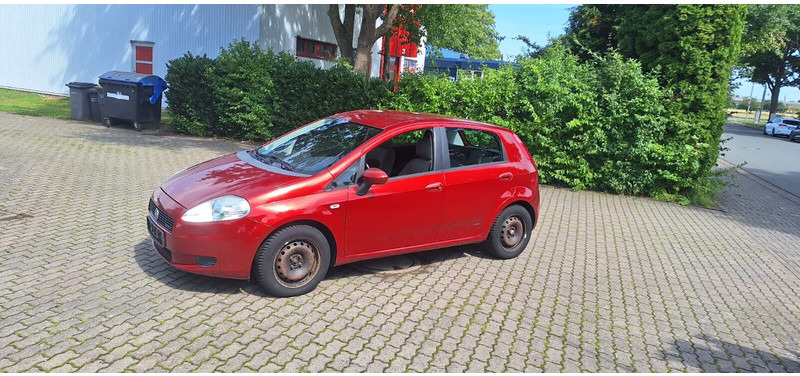 Fiat Punto - سيارة: صورة 4 Fiat Punto - سيارة: صورة 4