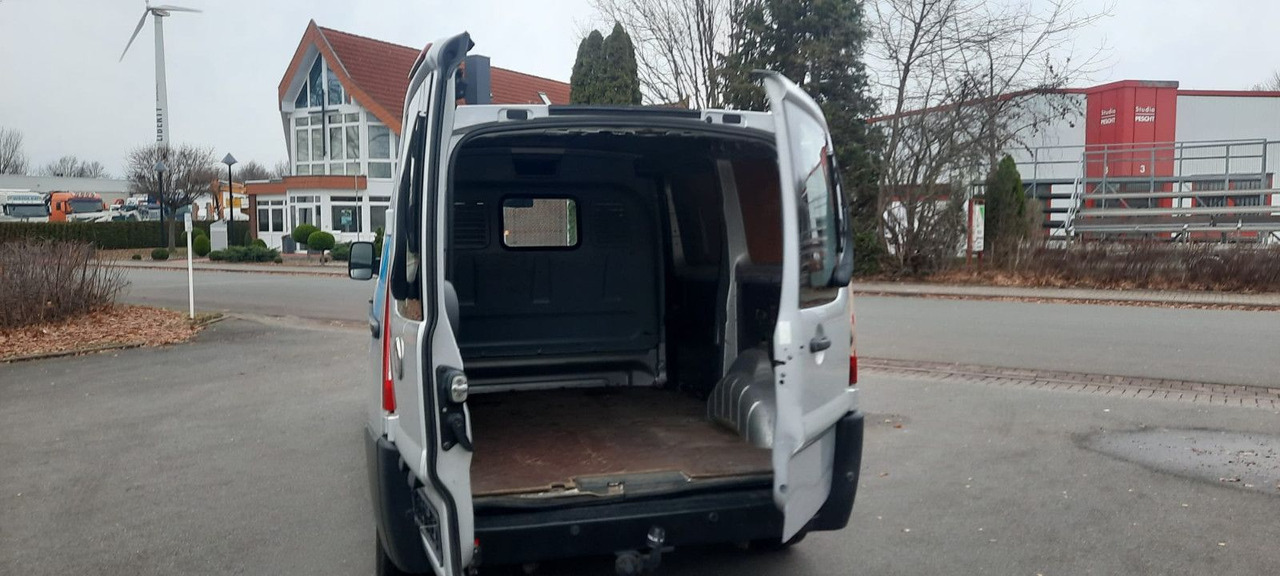 Fiat Scudo Klima 2xSchiebetür - فان المدمجة: صورة 5 Fiat Scudo Klima 2xSchiebetür - فان المدمجة: صورة 5