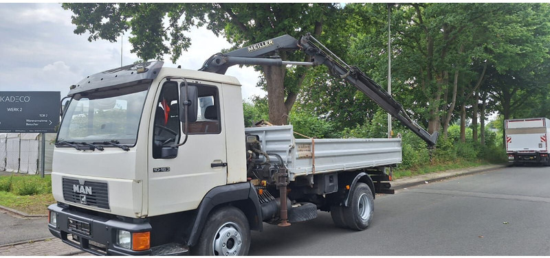 MAN 10.163 Kipper mit Kran+Greifer - شاحنة قلاب: صورة 1 MAN 10.163 Kipper mit Kran+Greifer - شاحنة قلاب: صورة 1