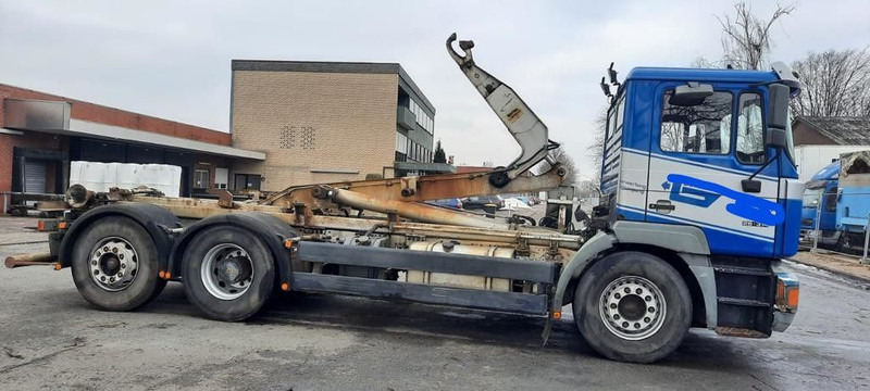 MAN 26.314K 6x2 Blatt/Luft Diff/Sperre - شاحنة ذات خطاف: صورة 3 MAN 26.314K 6x2 Blatt/Luft Diff/Sperre - شاحنة ذات خطاف: صورة 3