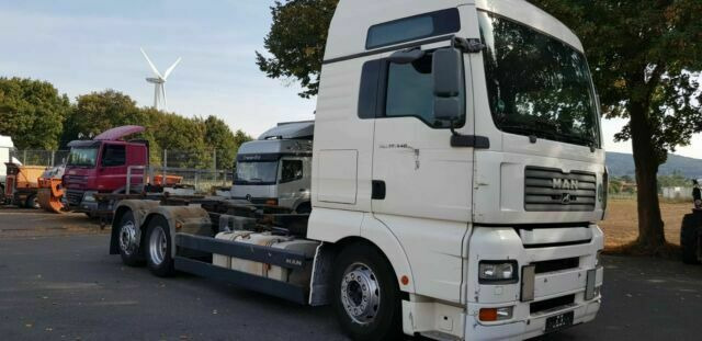 MAN 26.440 TGA BDF 6x2 German Truck - شاحنة هيكل كابينة: صورة 3 MAN 26.440 TGA BDF 6x2 German Truck - شاحنة هيكل كابينة: صورة 3