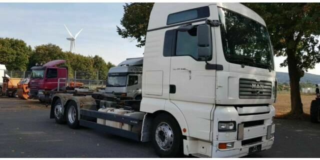 MAN 26.440 TGA BDF 6x2 German Truck - شاحنة هيكل كابينة: صورة 3 MAN 26.440 TGA BDF 6x2 German Truck - شاحنة هيكل كابينة: صورة 3