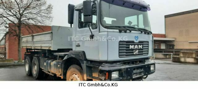MAN 33.360K 6x4 Blatt/Blatt AP-Achse - شاحنة قلاب: صورة 1 MAN 33.360K 6x4 Blatt/Blatt AP-Achse - شاحنة قلاب: صورة 1