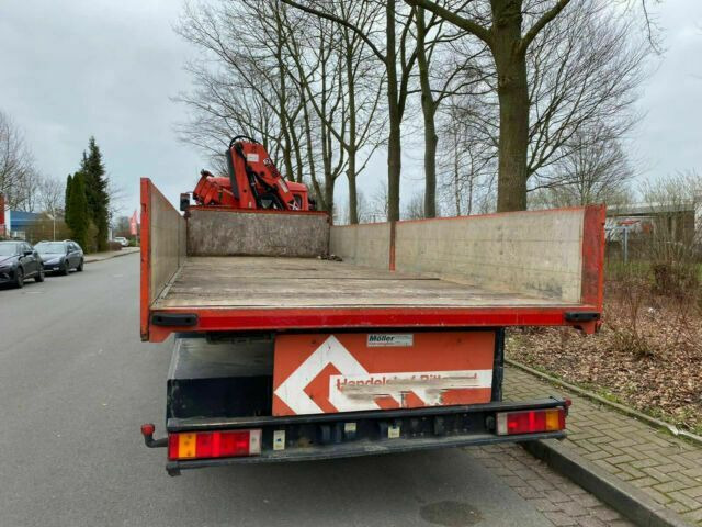 MAN ME18.284 mit Kran Not Aus Hiab 122B - شاحنات مسطحة, شاحنة كرين: صورة 2 MAN ME18.284 mit Kran Not Aus Hiab 122B - شاحنات مسطحة, شاحنة كرين: صورة 2