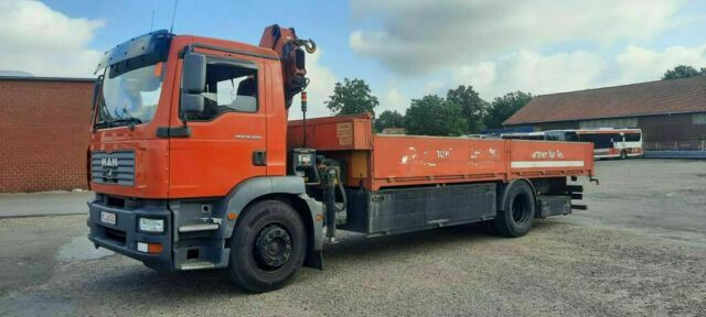 MAN TG-M18.280PS Hiab 111B-2 mit Funk - شاحنات مسطحة, شاحنة كرين: صورة 5 MAN TG-M18.280PS Hiab 111B-2 mit Funk - شاحنات مسطحة, شاحنة كرين: صورة 5
