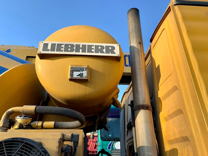 MAN TGA35.360PS 8x4 Mischer+Förderband - شاحنة خلاطة خرسانة: صورة 2 MAN TGA35.360PS 8x4 Mischer+Förderband - شاحنة خلاطة خرسانة: صورة 2