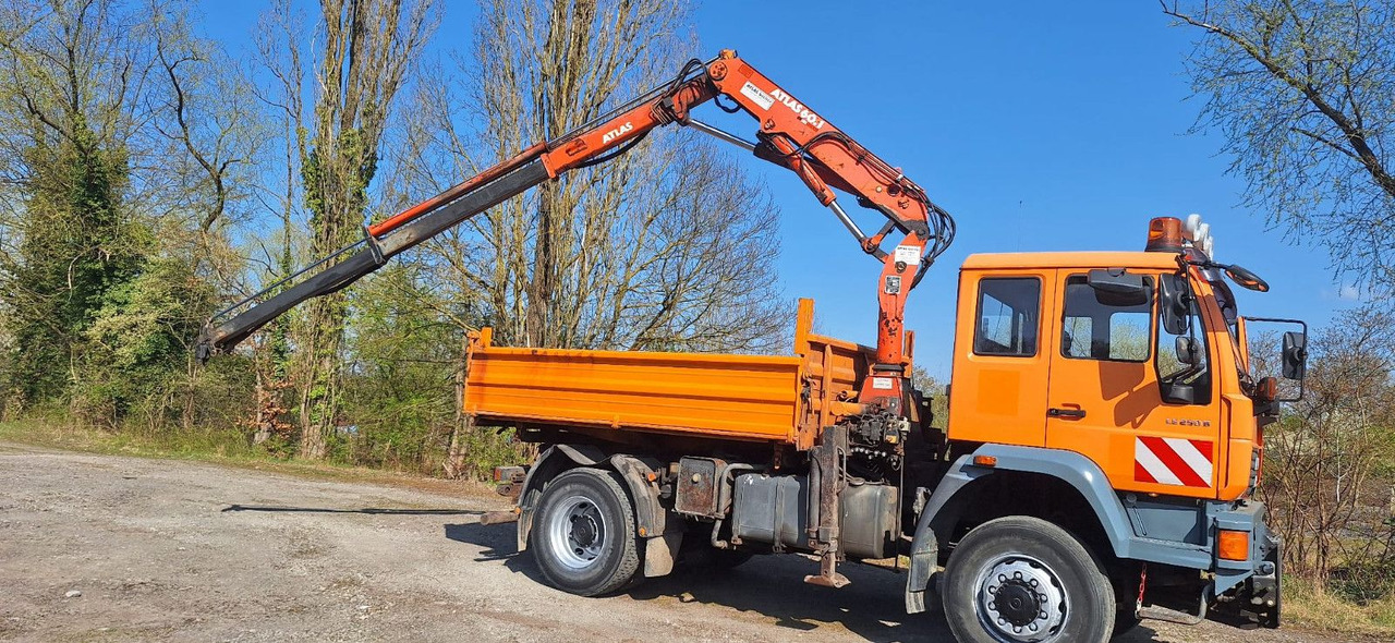 MAN TGM 18.240PS 4x4 3.S-Kipper mit Kran - شاحنة قلاب, شاحنة كرين: صورة 3 MAN TGM 18.240PS 4x4 3.S-Kipper mit Kran - شاحنة قلاب, شاحنة كرين: صورة 3